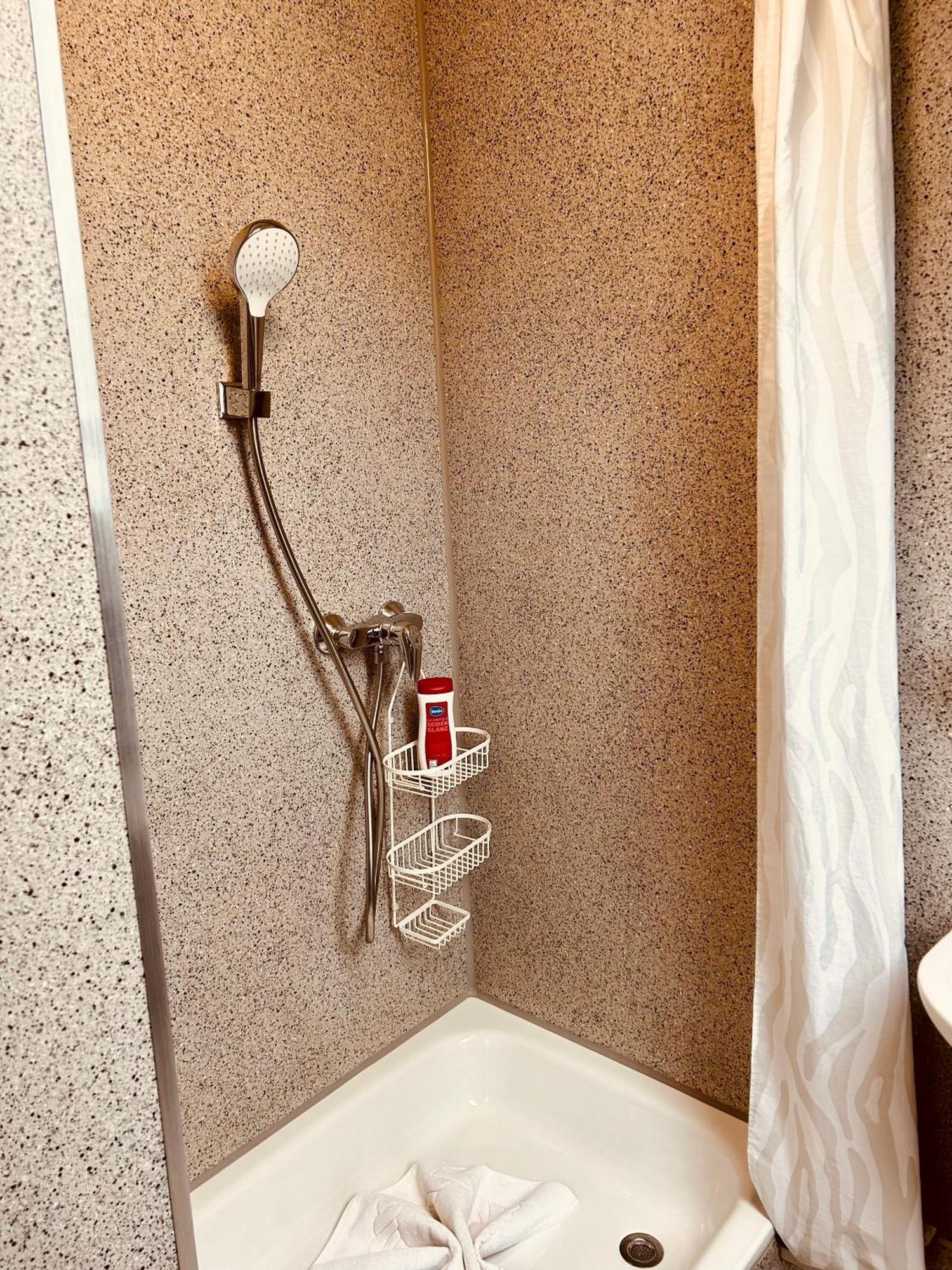 Gaestehaus Spoth Hotel Rust Eksteriør billede